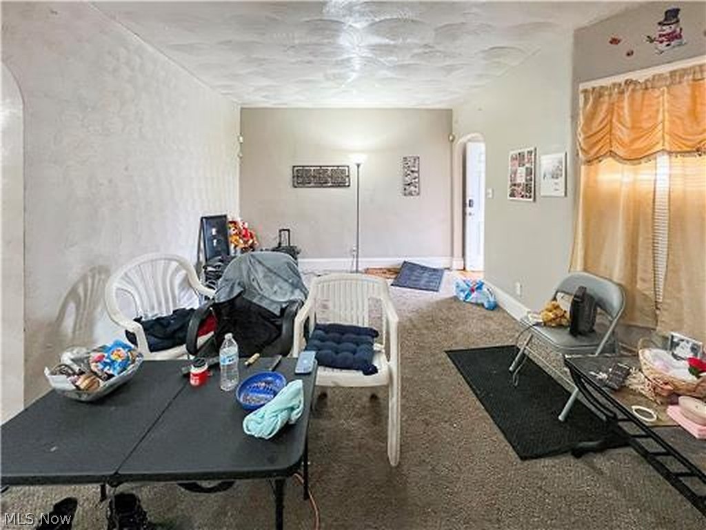 3876 E 143rd Street Cleveland OH 44128