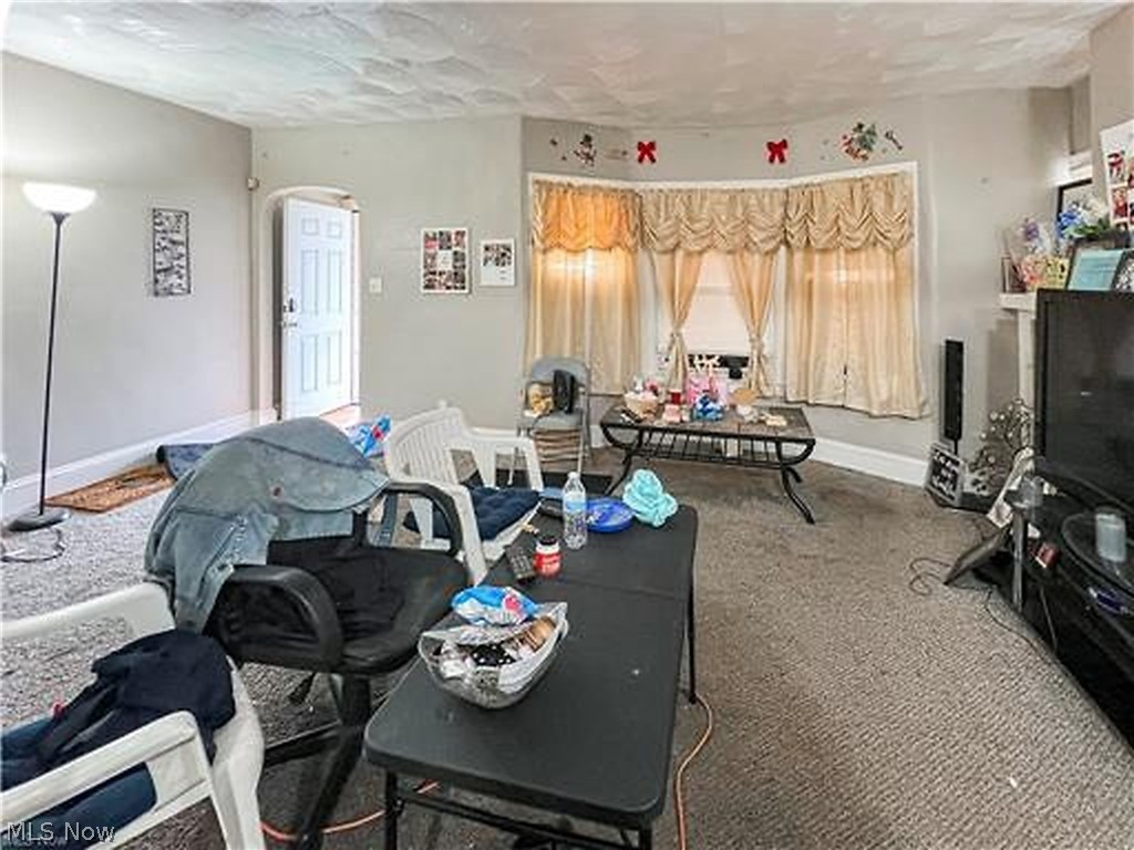 3876 E 143rd Street Cleveland OH 44128