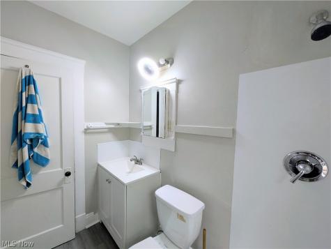 3389 Desota Avenue Cleveland Heights OH 44118