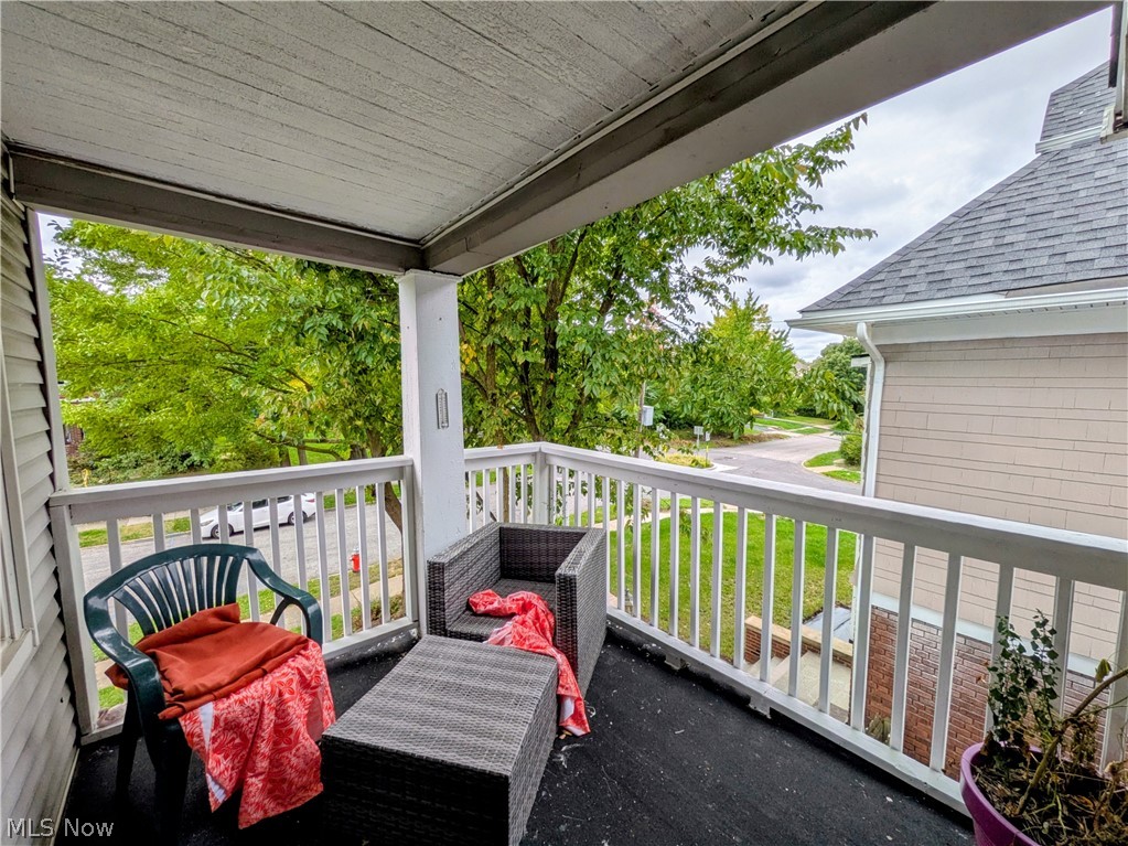 3389 Desota Avenue Cleveland Heights OH 44118