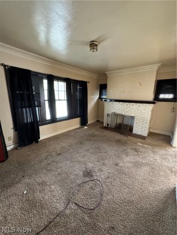 9426 Dickens Avenue Cleveland OH 44104