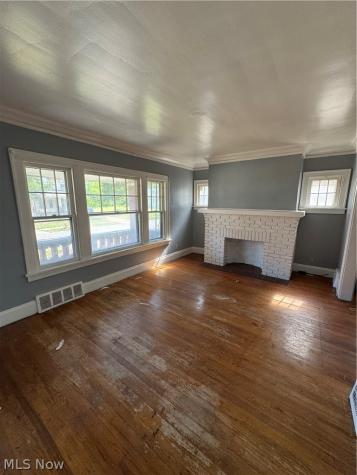 9426 Dickens Avenue Cleveland OH 44104