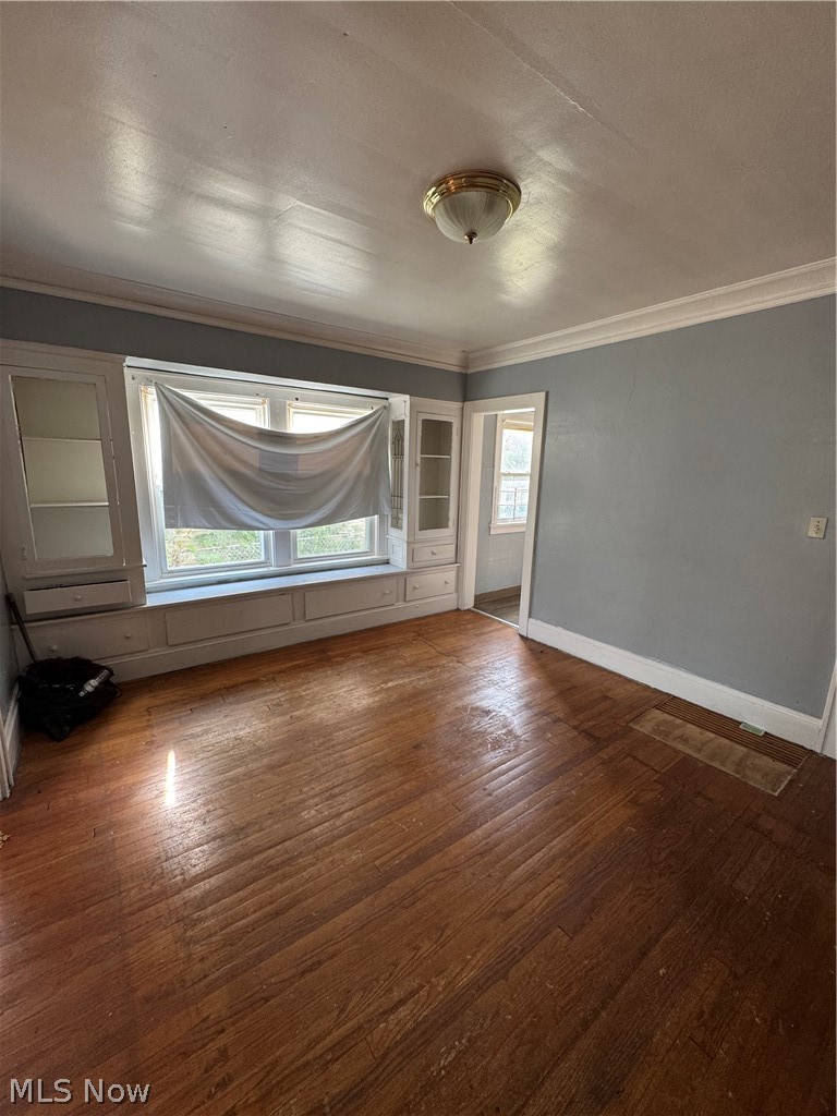 9426 Dickens Avenue Cleveland OH 44104
