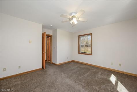 8492 & 8476 Tallmadge Road Ravenna OH 44412
