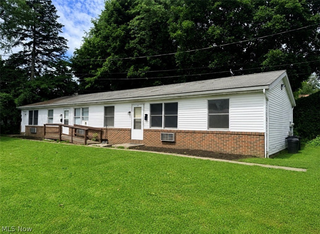 536 Beech Lane NW New Philadelphia OH 44663