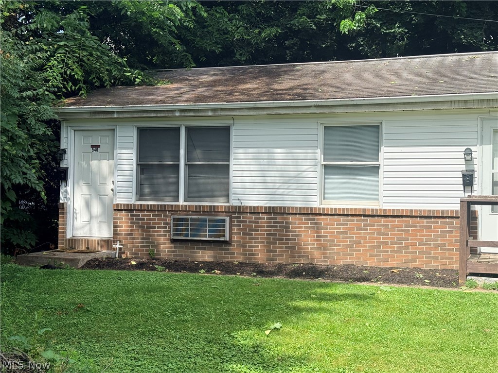 536 Beech Lane NW New Philadelphia OH 44663