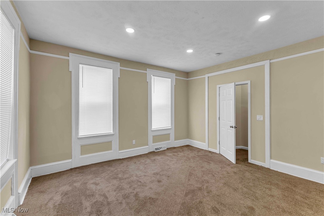 2400 Oberlin Avenue Lorain OH 44052