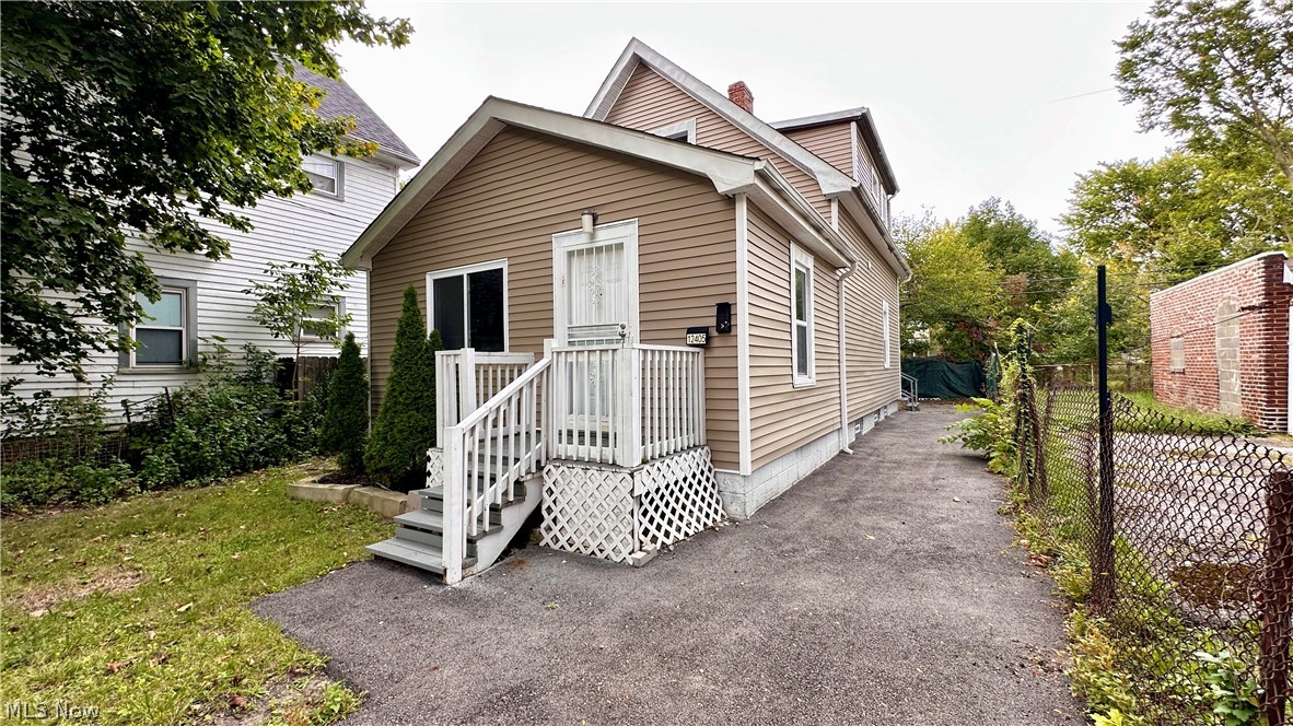 12405 Signet Avenue Cleveland OH 44120