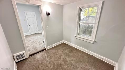 12405 Signet Avenue Cleveland OH 44120