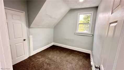 12405 Signet Avenue Cleveland OH 44120