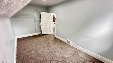 12405 Signet Avenue Cleveland OH 44120