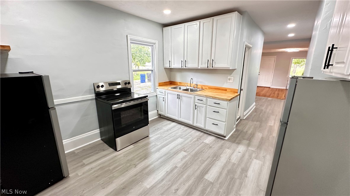 12405 Signet Avenue Cleveland OH 44120