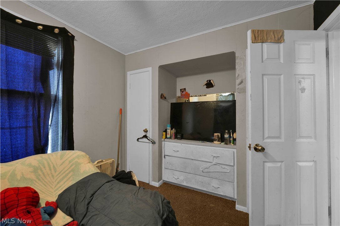 1476 W 107th Street Cleveland OH 44102