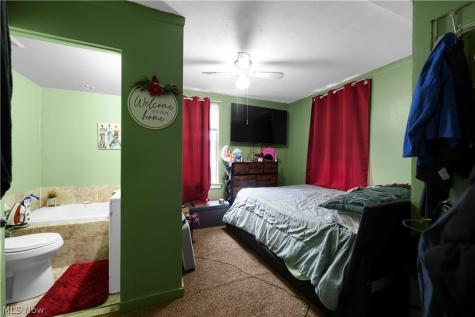 1476 W 107th Street Cleveland OH 44102