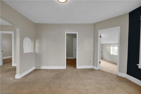 1476 W 107th Street Cleveland OH 44102