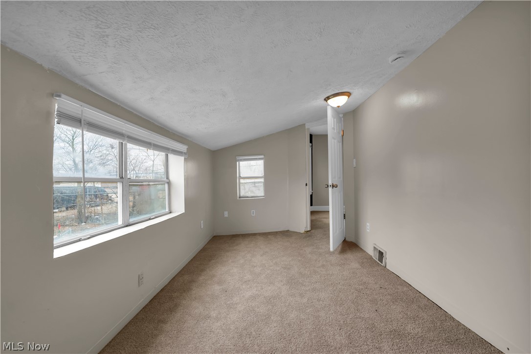 1476 W 107th Street Cleveland OH 44102