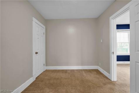 1476 W 107th Street Cleveland OH 44102