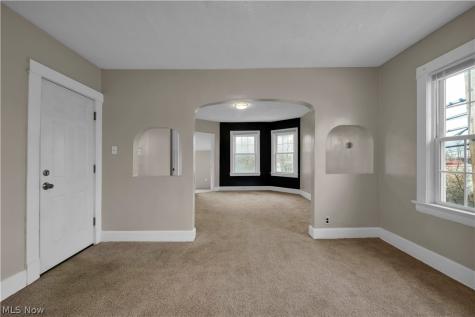 1476 W 107th Street Cleveland OH 44102