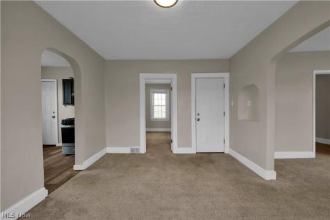 1476 W 107th Street Cleveland OH 44102