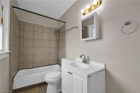 1476 W 107th Street Cleveland OH 44102
