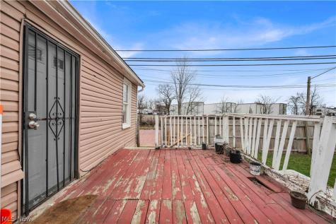 1476 W 107th Street Cleveland OH 44102