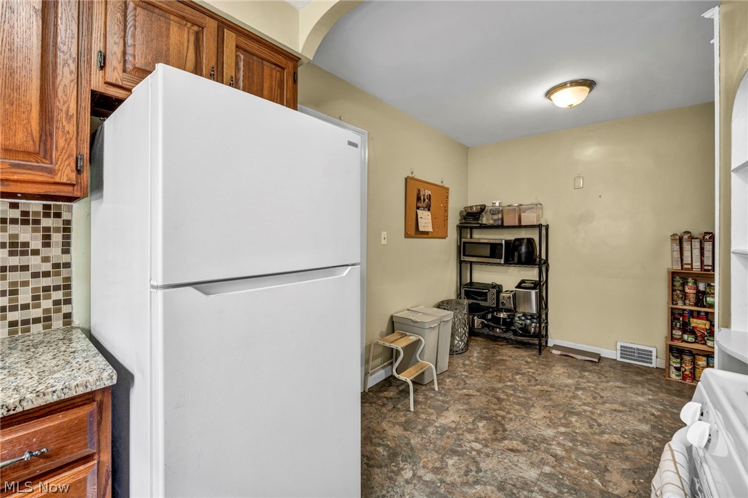 13570 Cedar Road University Heights OH 44118