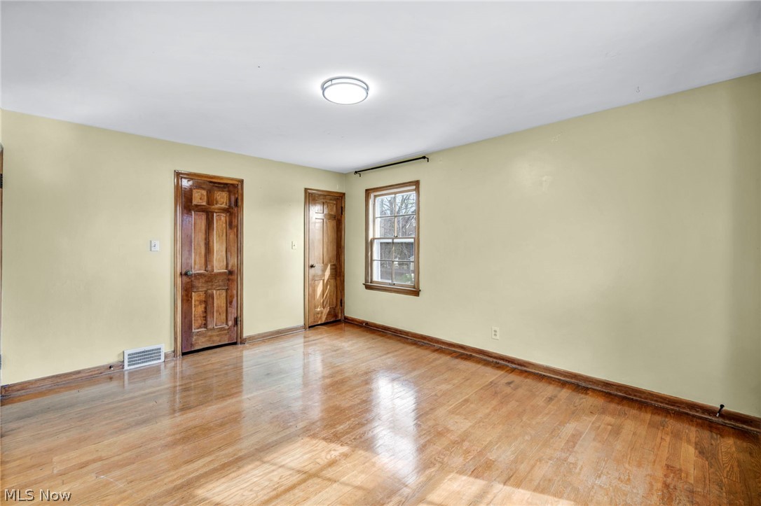 13570 Cedar Road University Heights OH 44118