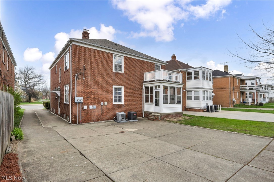 13570 Cedar Road University Heights OH 44118