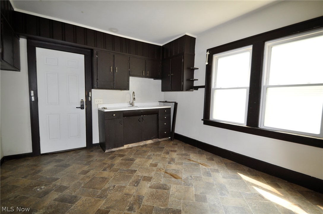 2179 W 106th Street Cleveland OH 44102