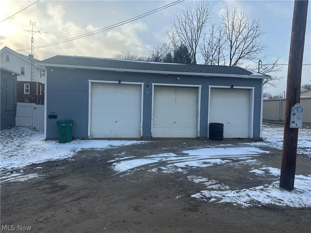 403 Nassau Street W East Canton OH 44730