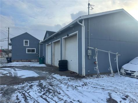 403 Nassau Street W East Canton OH 44730