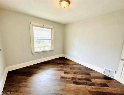3625 Newark Avenue Cleveland OH 44109