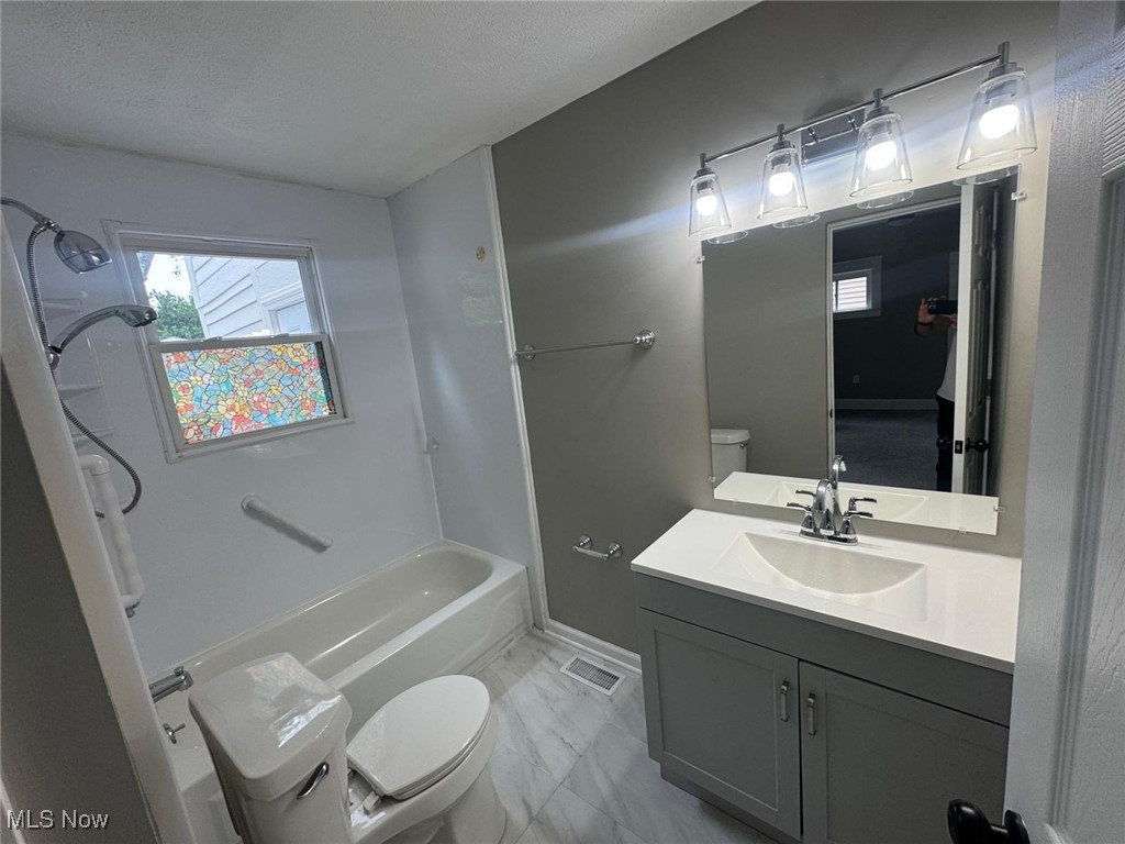 1244 Brockley Avenue Lakewood OH 44107