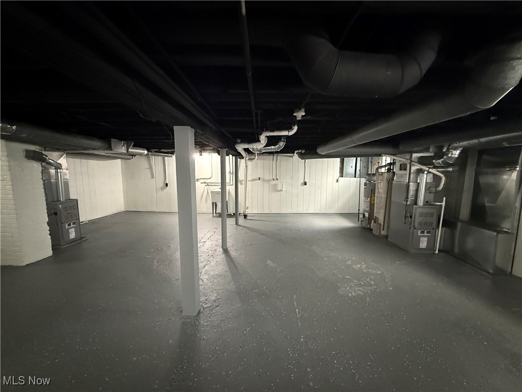 1244 Brockley Avenue Lakewood OH 44107