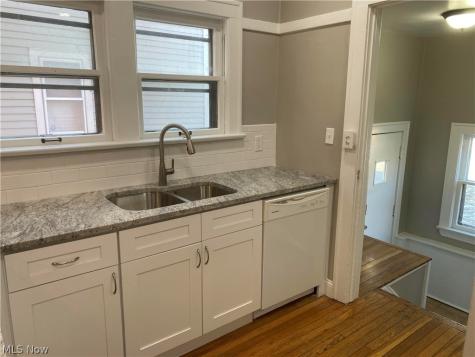 2580 Colchester Road Cleveland Heights OH 44106