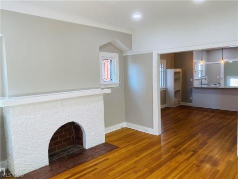 2580 Colchester Road Cleveland Heights OH 44106