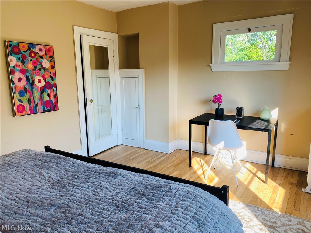 2580 Colchester Road Cleveland Heights OH 44106