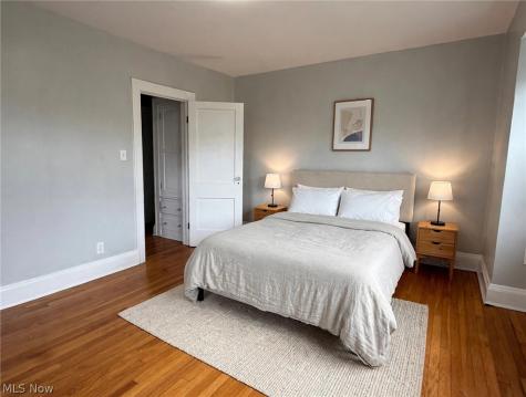 2580 Colchester Road Cleveland Heights OH 44106