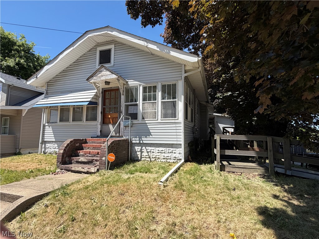 1027 Austin Avenue Akron OH 44306