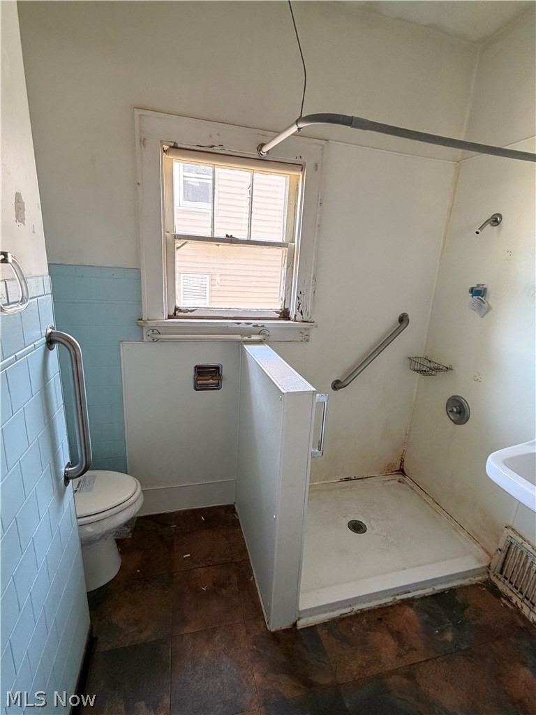 1027 Austin Avenue Akron OH 44306