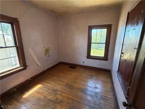 1027 Austin Avenue Akron OH 44306