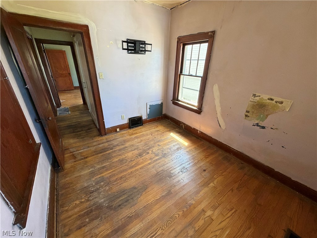 1027 Austin Avenue Akron OH 44306