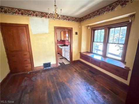1027 Austin Avenue Akron OH 44306