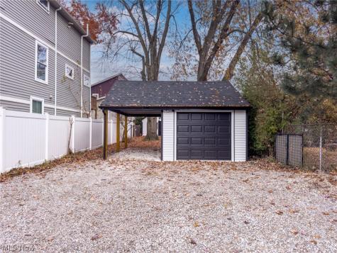 2276 W 41st Street Cleveland OH 44113
