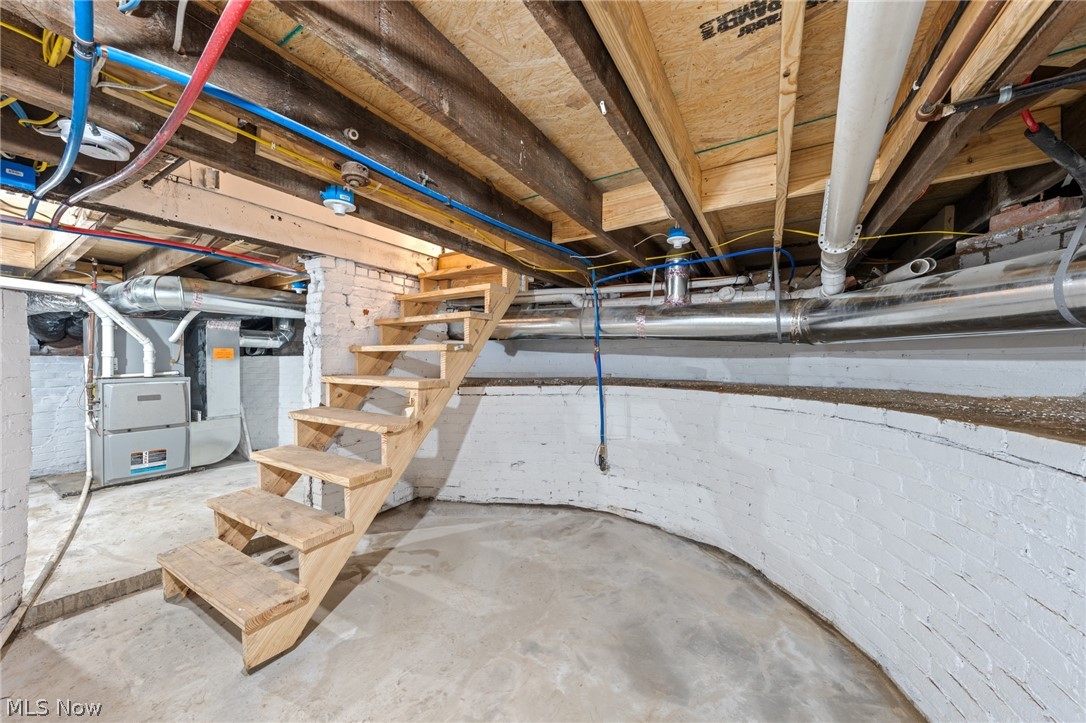 2276 W 41st Street Cleveland OH 44113