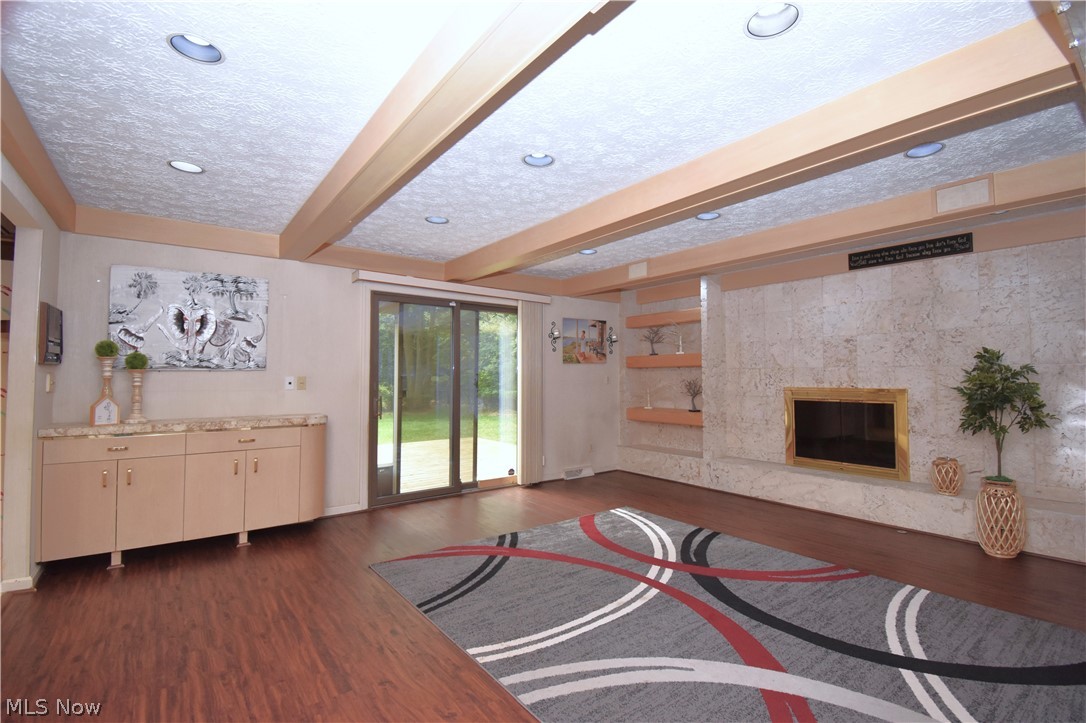 5593 Engleton Lane Girard OH 44420