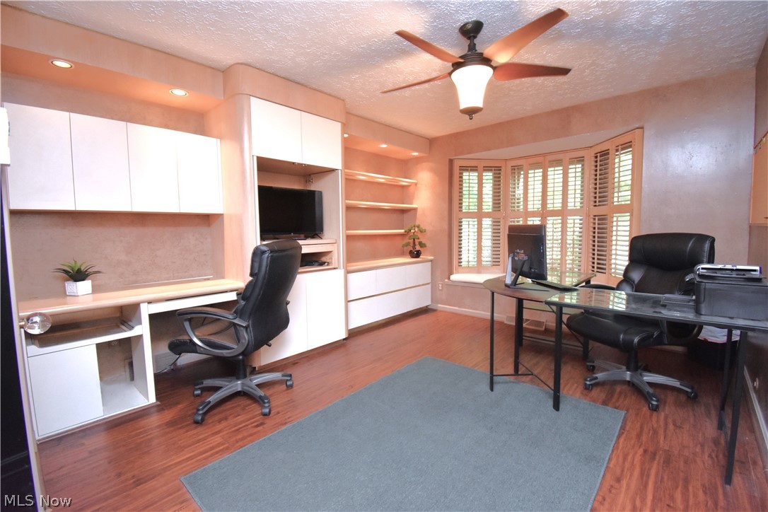 5593 Engleton Lane Girard OH 44420
