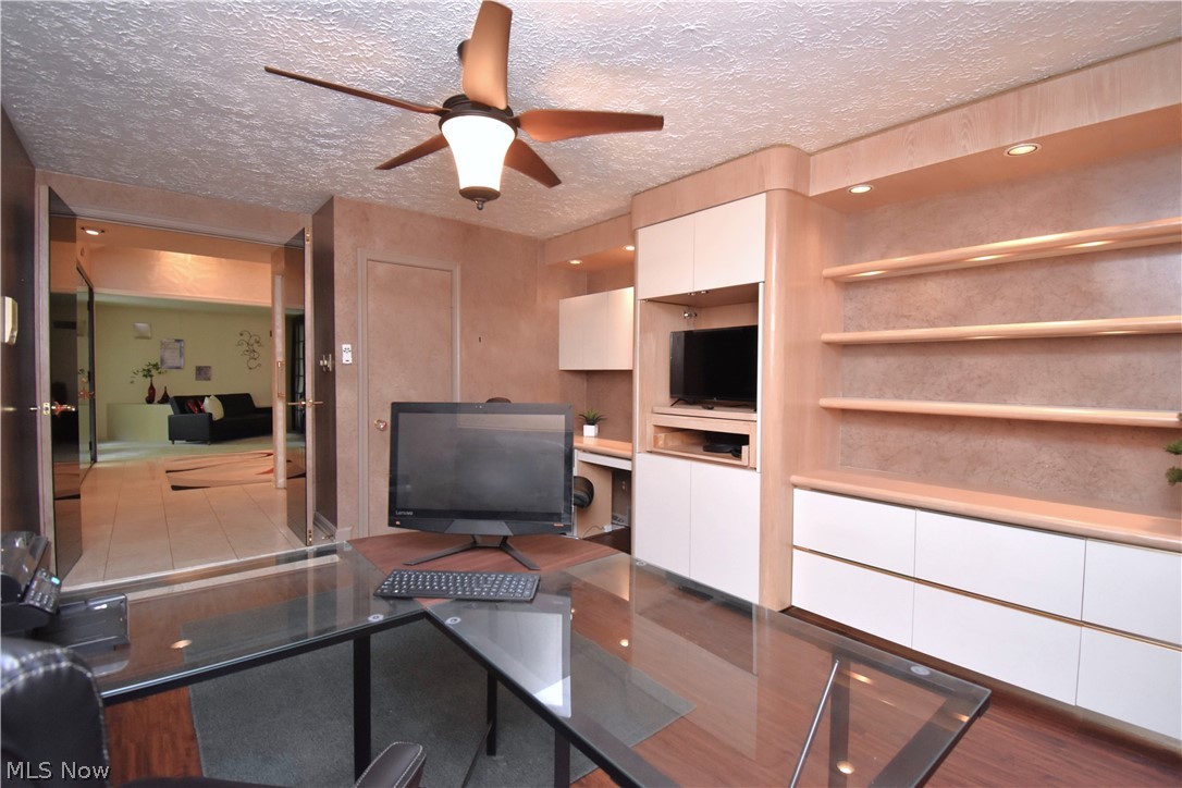 5593 Engleton Lane Girard OH 44420