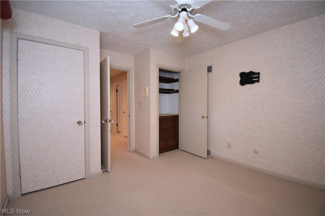 5593 Engleton Lane Girard OH 44420
