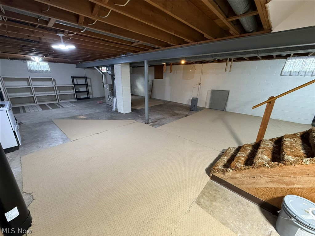 1728 State Route 39 NE New Philadelphia OH 44663